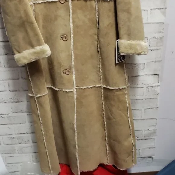 Leather limited coat - Picture 3 of 7